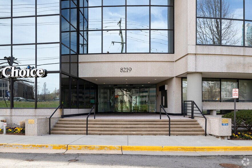 More Photos Of 8219 Leesburg Pike, Vienna Medical For Lease
