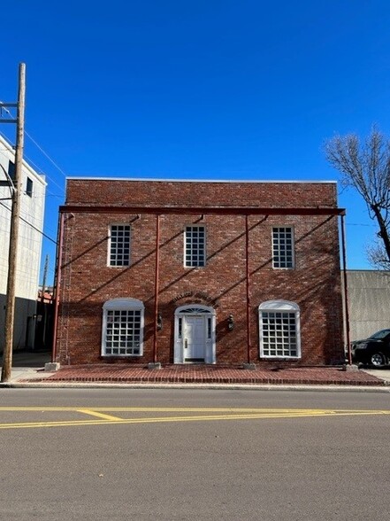 Primary Photo Of 115 S Peters Ave, Norman Office For Sale