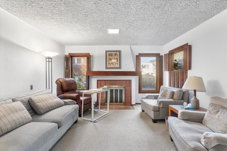 More Photos Of 2702 Dana St, Berkeley Medical For Sale