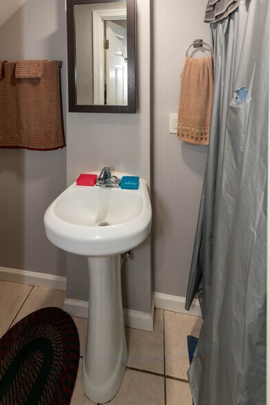 More Photos Of 2432 N Calvert St, Baltimore Apartments For Sale