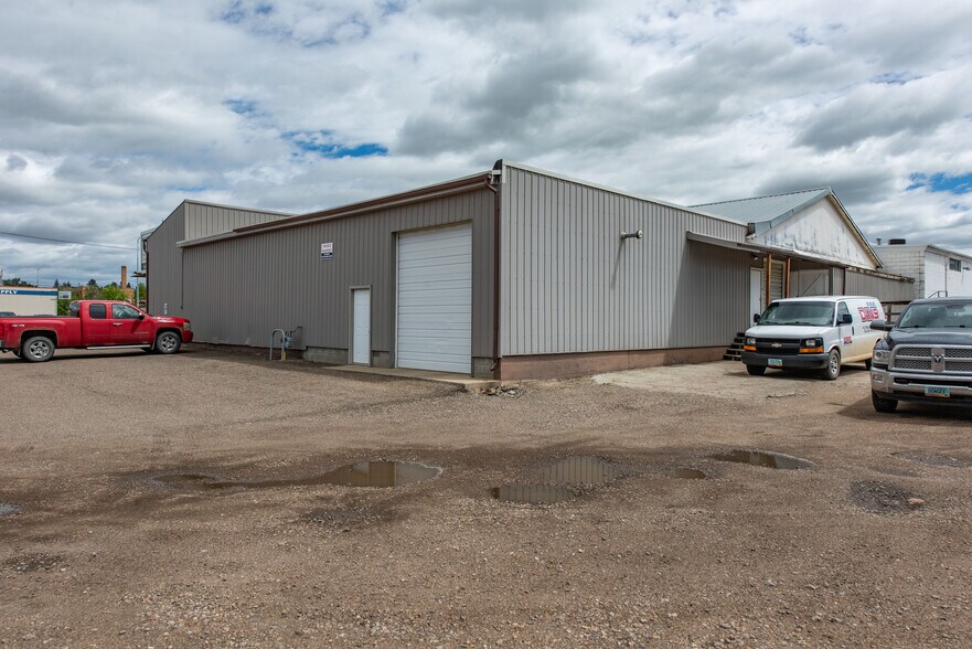 More Photos Of 250 E Villard St, Dickinson Office For Sale