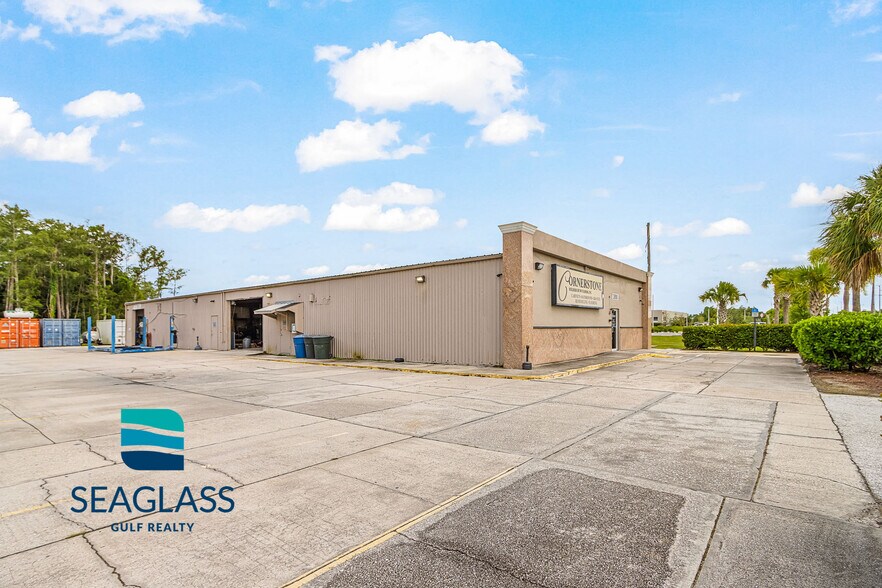 More Photos Of 3890 Veronica S Shoemaker Blvd, Fort Myers Warehouse For Sale