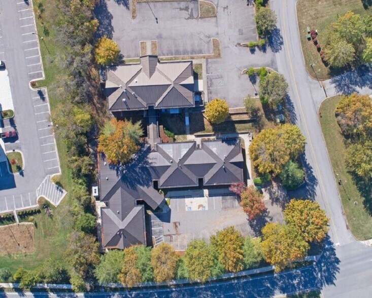 More Photos Of 239 Bedford Way, Franklin Medical For Sale