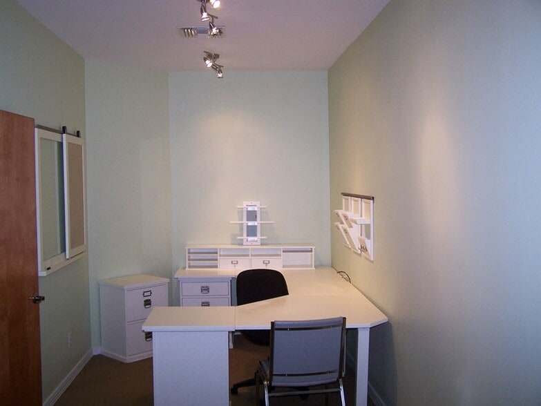 More Photos Of 989 Sebastian Blvd, Sebastian Medical For Sale