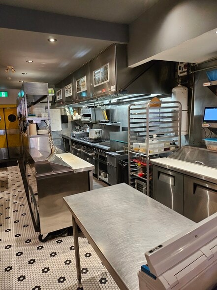 More Photos Of 783 Queen St W, Toronto General Retail For Sale