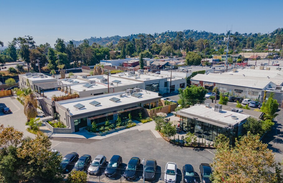 More Photos Of 3021 Gilroy St, Los Angeles Unknown For Sale