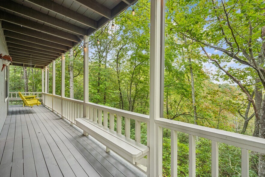 More Photos Of 4113 White Oak Dr, Hiawassee Apartments For Sale