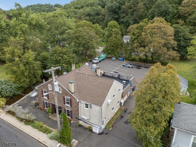 More Photos Of 92 Water St, Milford Restaurant For Sale