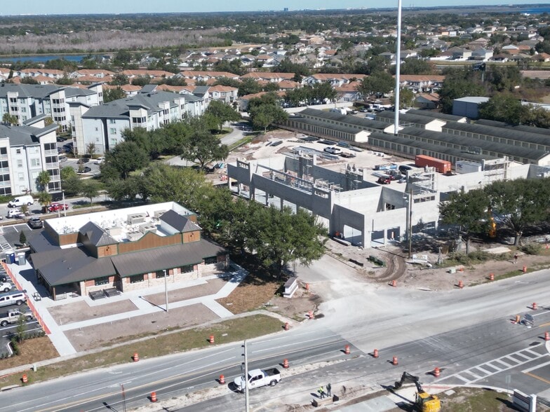 More Photos Of 2521 Partin Settlement Rd, Kissimmee Restaurant For Lease