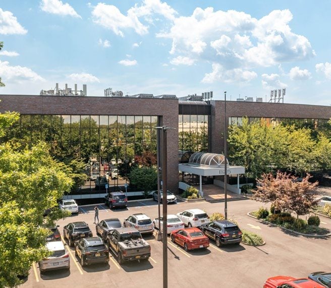 More Photos Of 825 E Gate Blvd, Garden City Office For Lease