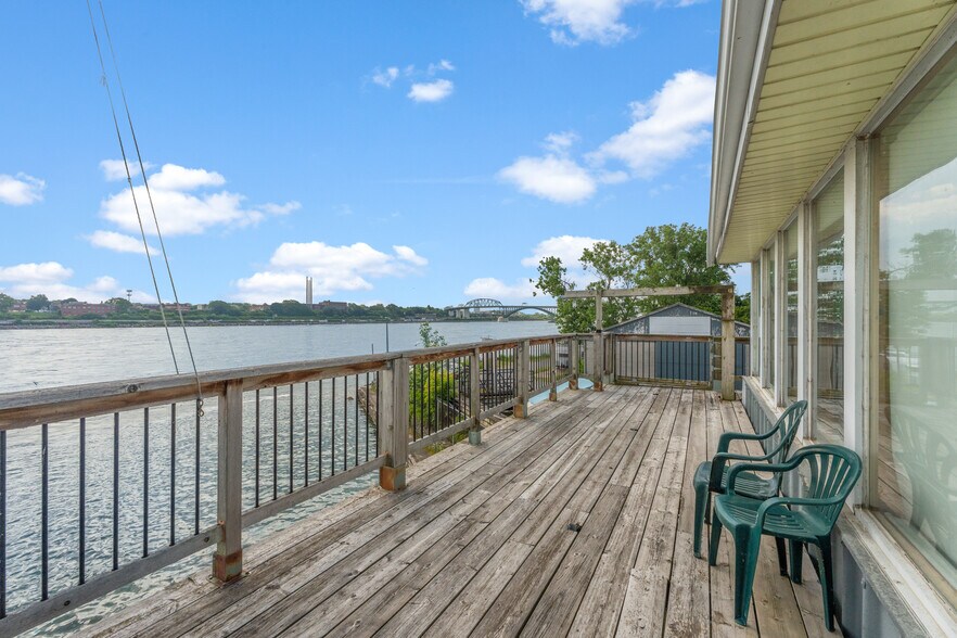 More Photos Of 162 Niagara Blvd, Fort Erie Marina For Sale