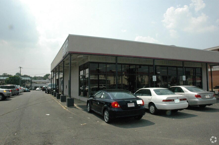 More Photos Of 6570 Backlick Rd, Springfield Auto Dealership For Lease