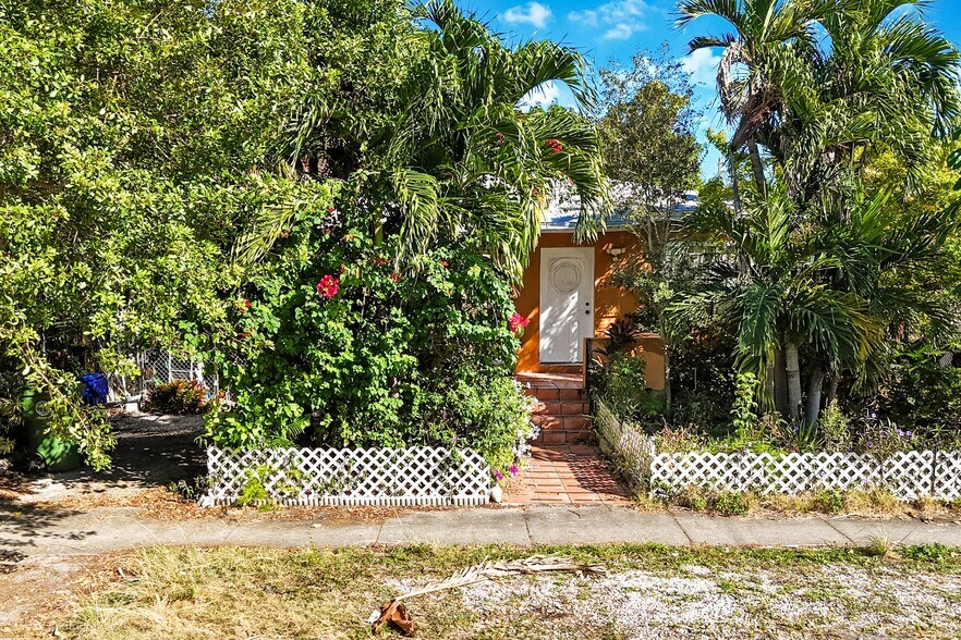 More Photos Of 2845 SW 37th Ct, Miami Multifamily For Sale