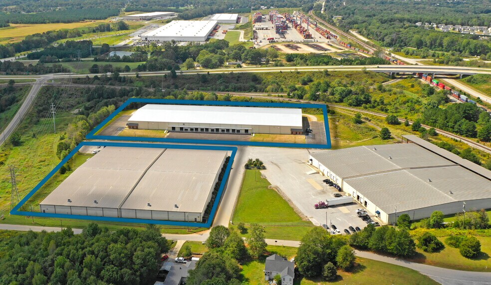 More Photos Of 564 Gilliam Rd, Greer Warehouse For Lease