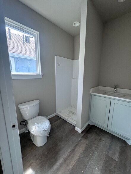 More Photos Of 718 N Weenonah Ave, Claremore Apartments For Sale