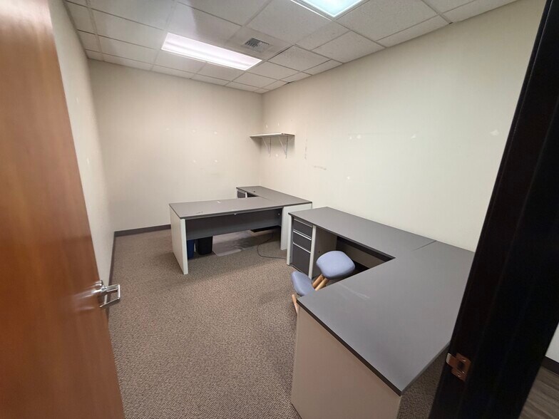 More Photos Of 3225 Monier Cir, Rancho Cordova Flex For Lease