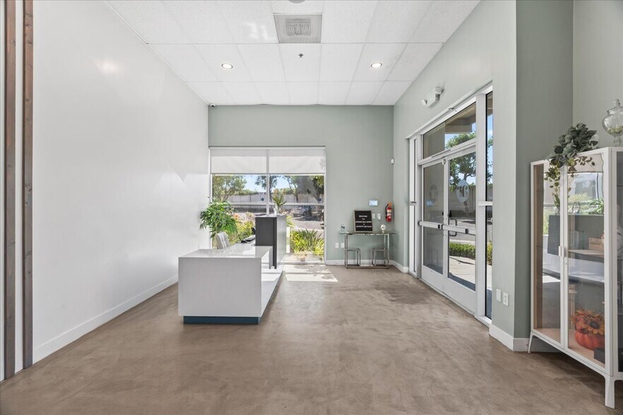 More Photos Of 15210 Central Ave, Chino Loft Creative Space For Sale