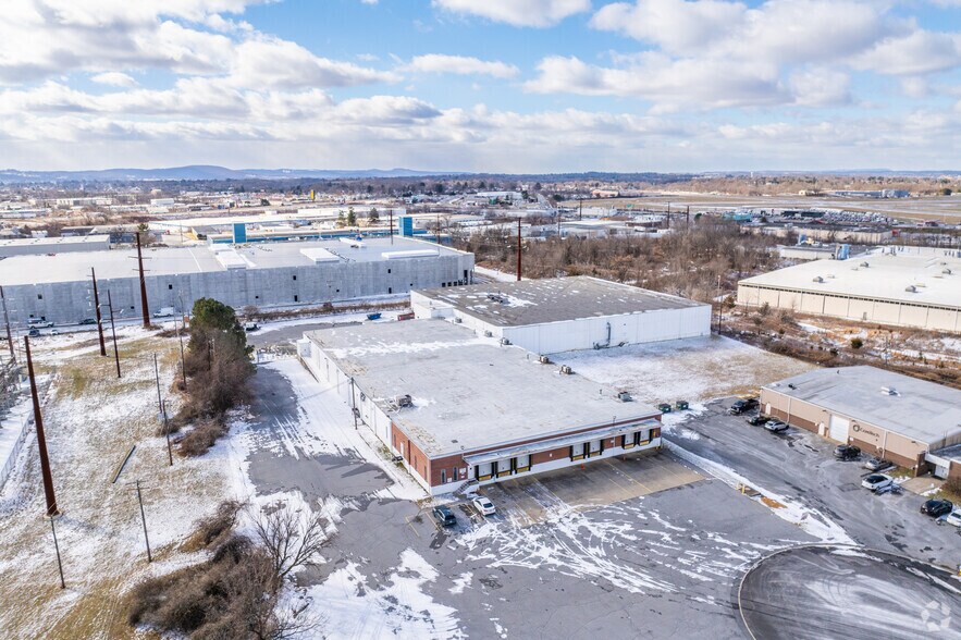 More Photos Of 1210-1236 Sesqui St, Allentown Manufacturing For Sale