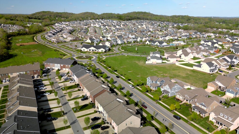 Primary Photo Of 1660 Drakes Creek Rd, Hendersonville Daycare Center For Lease