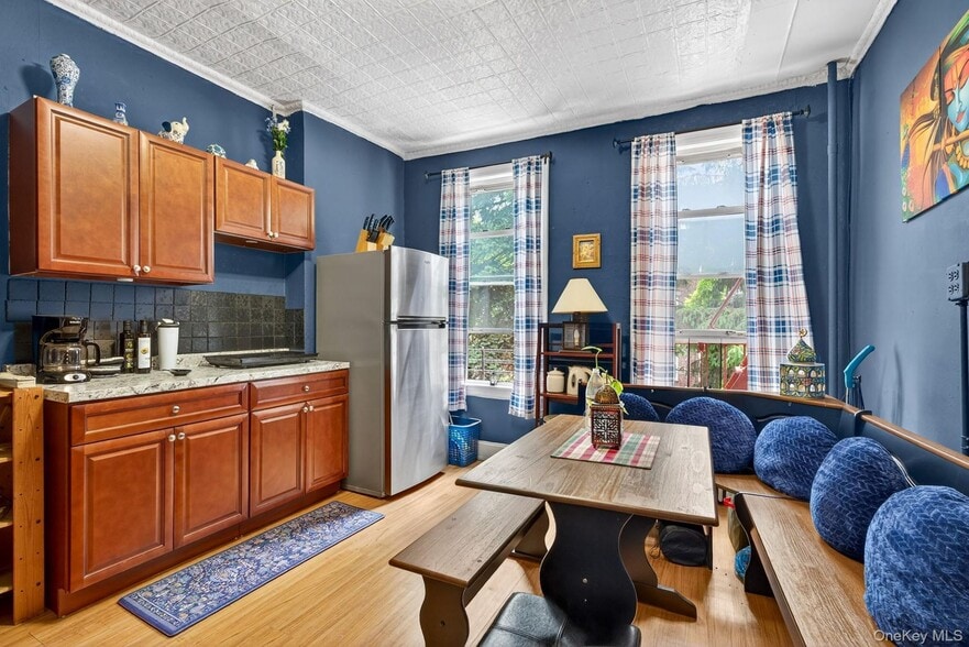 More Photos Of 34 Sutton St, Brooklyn Apartments For Sale