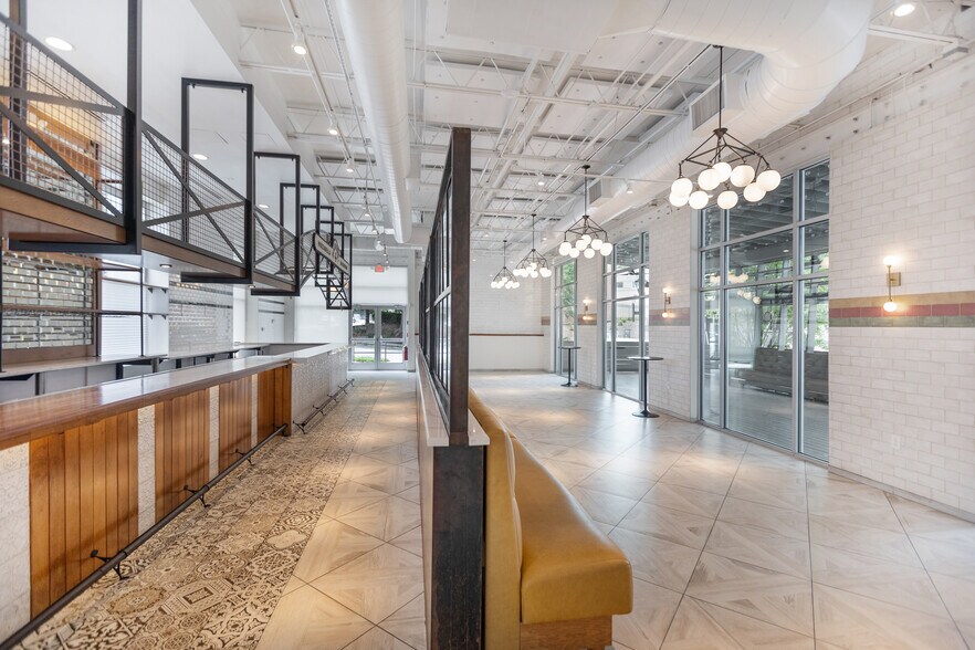 More Photos Of 887-891 Howell Mill Rd NW, Atlanta Restaurant For Lease
