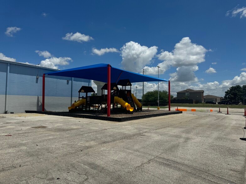 More Photos Of 2015 SW Loop 410, San Antonio Unknown For Lease