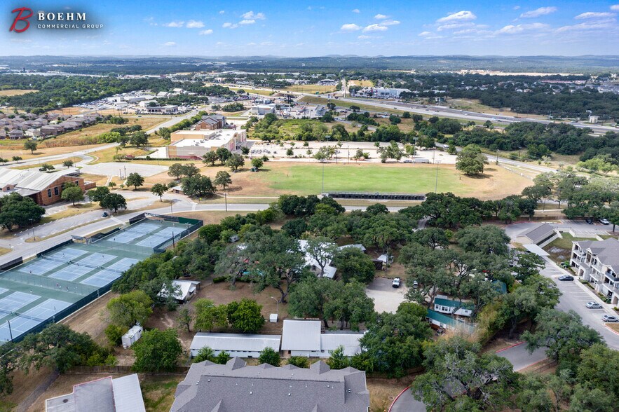 More Photos Of 137 Old San Antonio Rd, Boerne Apartments For Sale