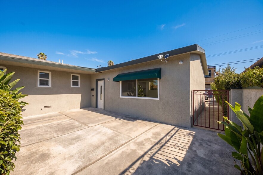 More Photos Of 1457 E Chapman Ave, Fullerton Office For Sale