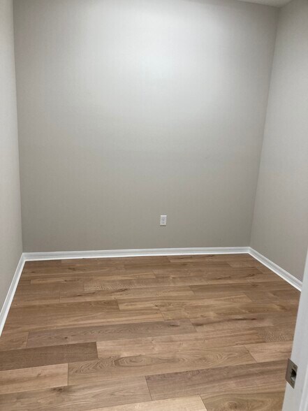 More Photos Of 2917 Pearson James Pl, Lutz Office For Lease