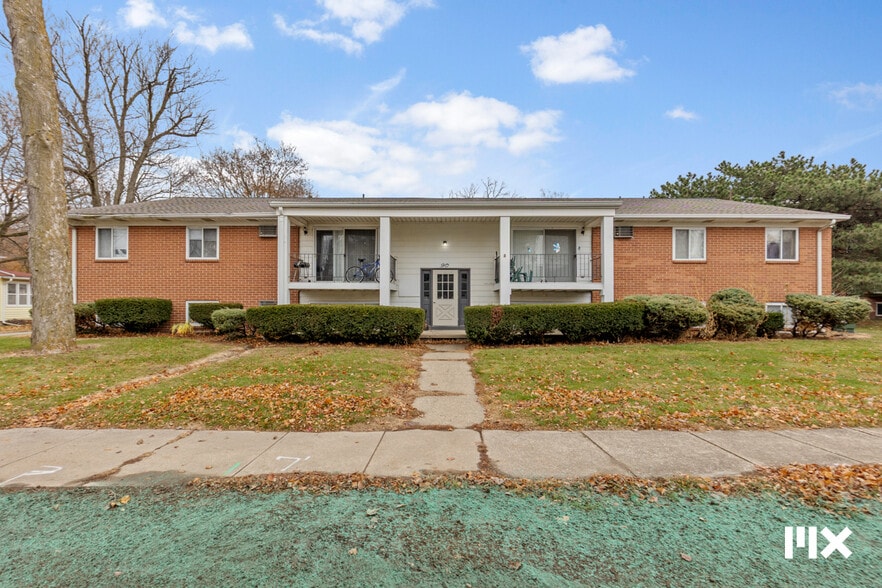 More Photos Of 100 Taylor St, Coldwater Apartments For Sale