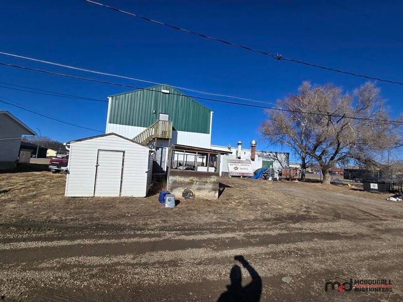 More Photos Of 90 3 Ave W, Shaunavon Hotel For Sale