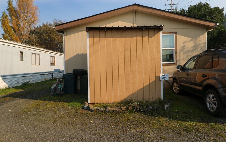 More Photos Of 93531 Coal Bank Ln, Coos Bay Manufactured Housing Mobile Home Park For Sale