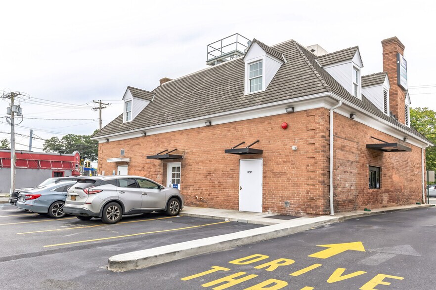 More Photos Of 730 Fulton Ave, Hempstead Restaurant For Sale