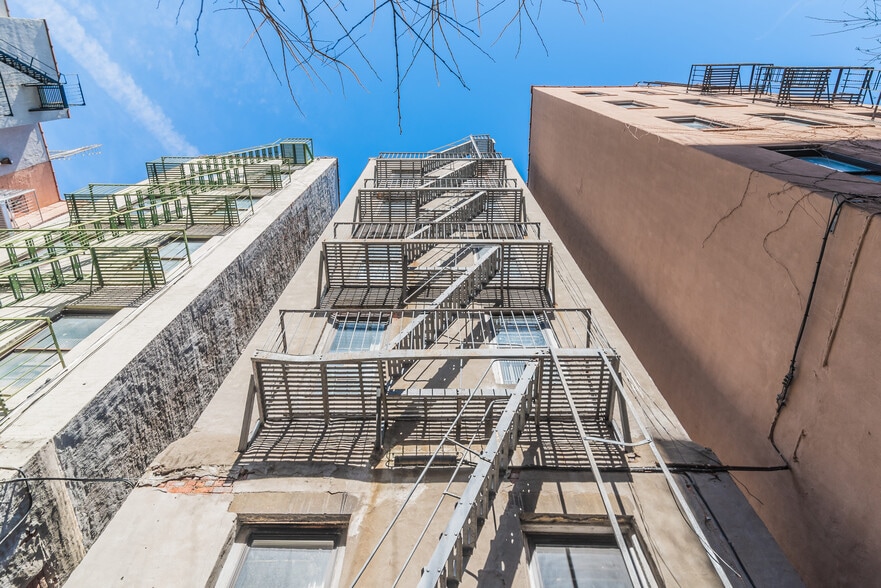 More Photos Of 314 W 142nd St, New York Apartments For Sale
