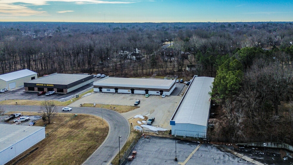 More Photos Of 3530 Park Plaza Rd, Paducah Flex For Lease