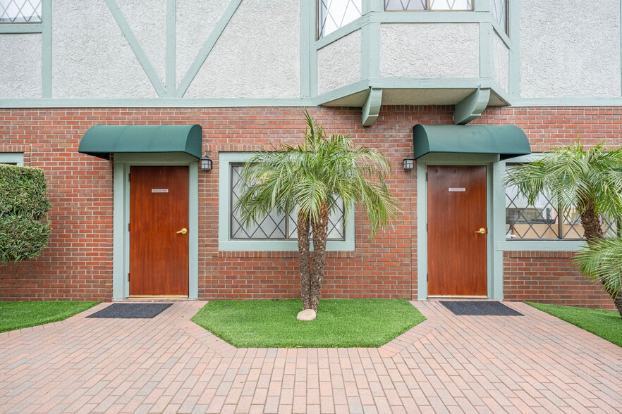 More Photos Of 315 E Route 66, Glendora Healthcare For Lease