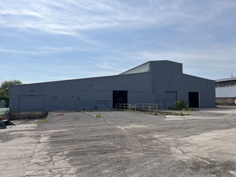 Primary Photo Of 2872 Vermont St, Blue Island Industrial For Lease