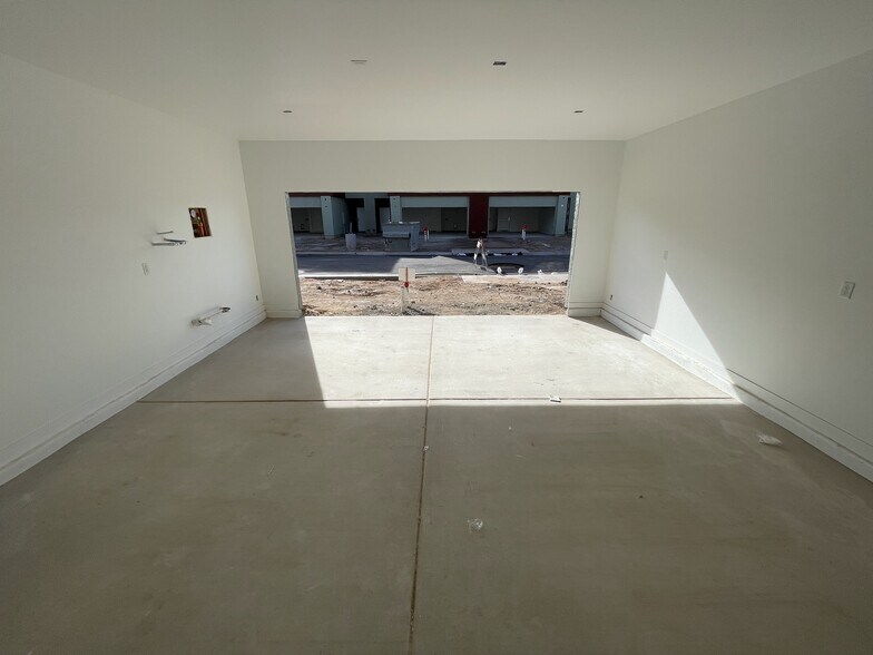 More Photos Of 13360 W Van Buren St, Goodyear Apartments For Sale