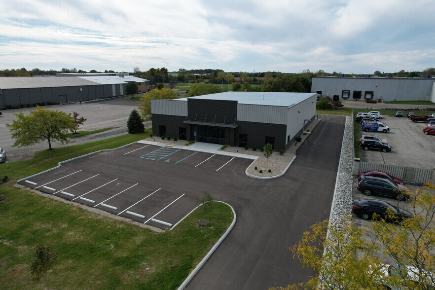 More Photos Of 16800 Southpark Dr, Westfield Light Manufacturing For Lease