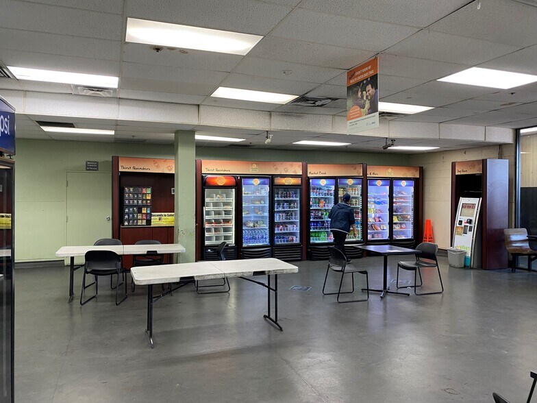 More Photos Of 2201 Cooper Ave, Merced Manufacturing For Lease