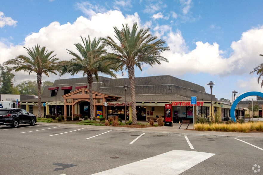 More Photos Of 10945-10975 N Wolfe Rd, Cupertino Freestanding For Lease