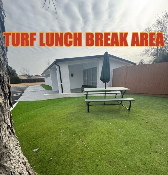 More Photos Of 1414 Forest Ln, Garland Office For Lease