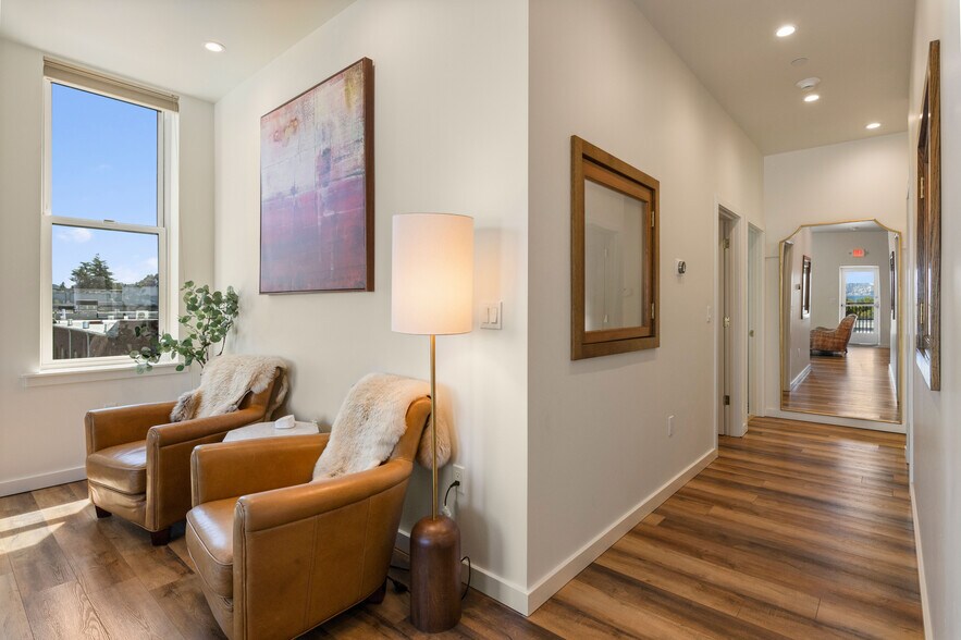 More Photos Of 302 N Main St, Lakeport Storefront For Sale