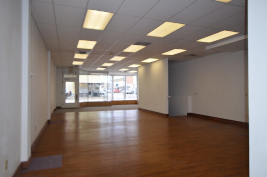 More Photos Of 4 S Idaho St, Dillon Office For Sale