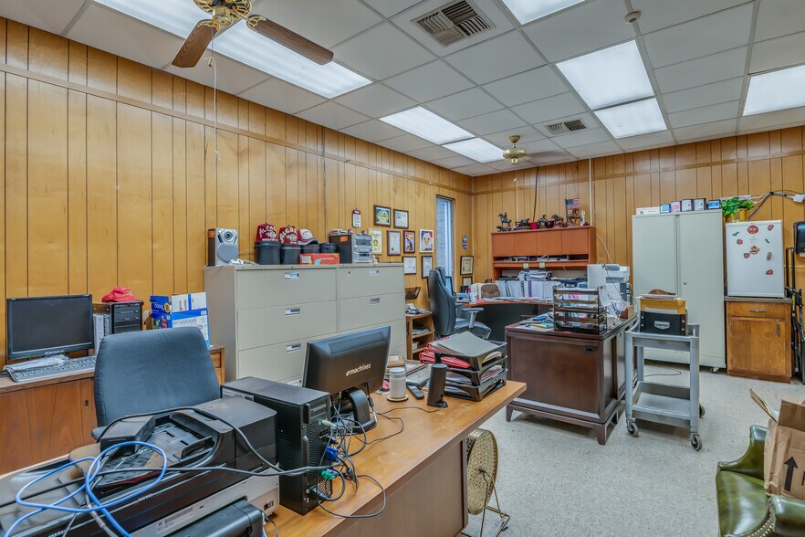 More Photos Of 555 Eastern Blvd, Montgomery Lodge Meeting Hall For Sale