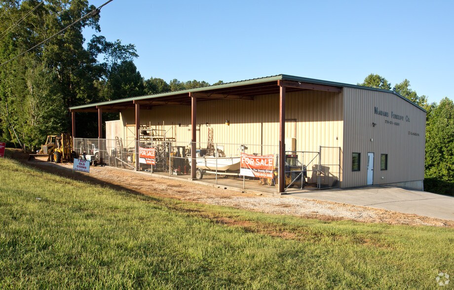 More Photos Of 20 Mcadams Dr, Tallapoosa Light Distribution For Lease