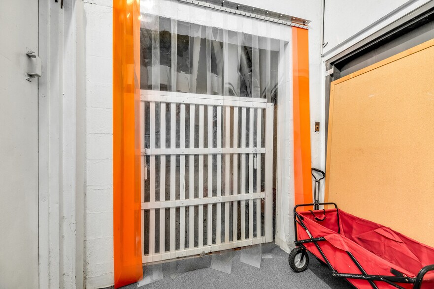 More Photos Of 902 E New Haven Ave, Melbourne Coworking Space