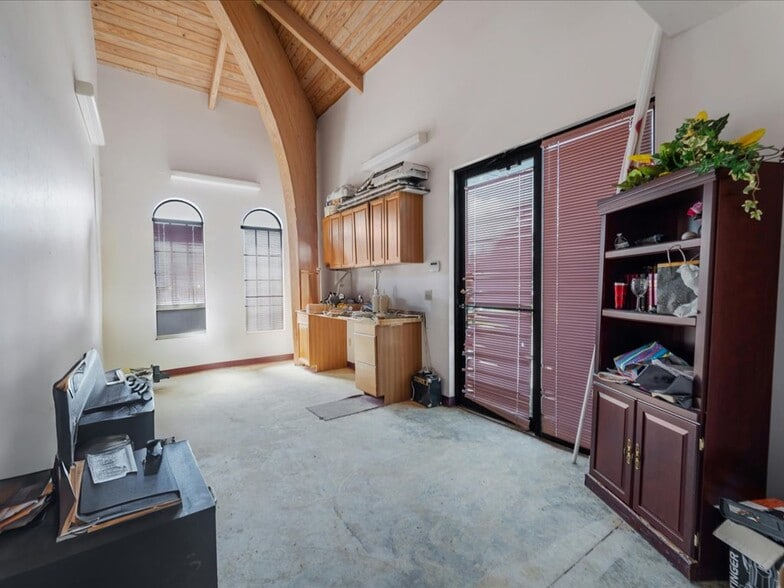 More Photos Of 4630 Palm Beach Blvd, Fort Myers Religious Facility For Sale