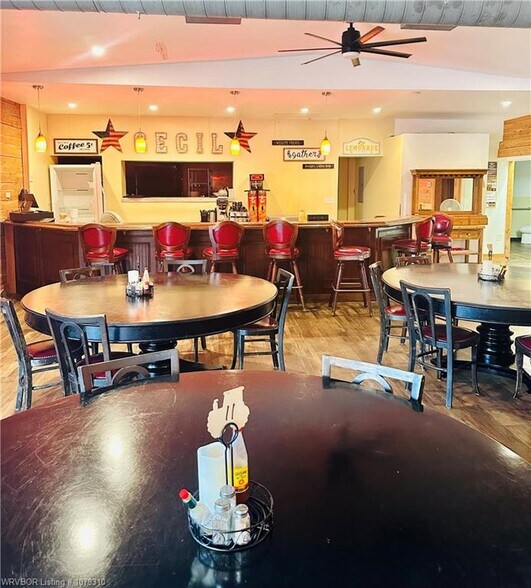 More Photos Of 31 AR-96, Cecil Restaurant For Sale