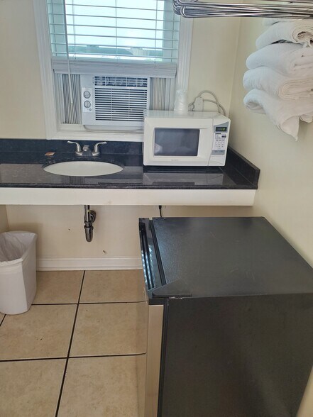 More Photos Of 19 Winnapaug Rd, Westerly General Retail For Sale